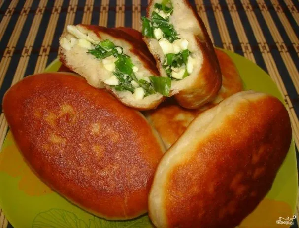 zharenie pirozhki yaytsom 223e Пирожки с луком и яйцом