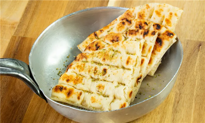 lavash yaytsom sirom e42f Завтрак из лаваша с начинкой на сковороде с сыром и яйцом