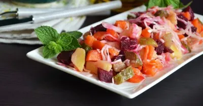 salat kvashenoy kapusti 0c1044a Салат с соленой капустой