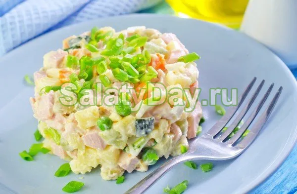 salat omletom kuritsey 8baebe Салат с омлетом и курицей и огурцом