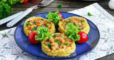 Картофельные гнезда с курицей