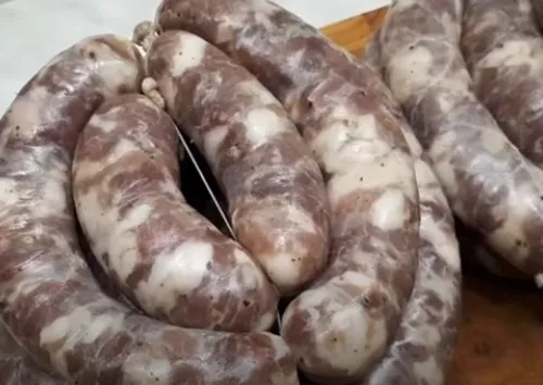 varenaya kolbasa indeyki 5ddb7ac Колбаса из индейки в домашних условиях рецепт