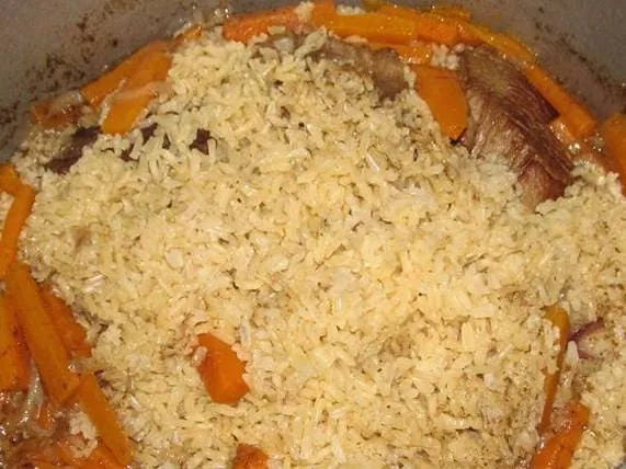 plov burim risom 66b2 Плов из бурого риса