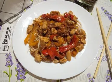 salat kurinogo myasa 38e80 Салат с курагой и курицей