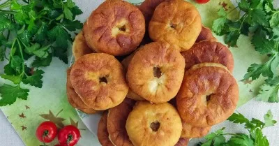 pirozhki kefire zharenie 39d8 Быстрые пирожки на кефире готовятся моментально