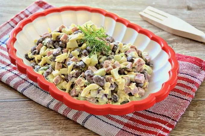 salat krasnoy fasolyu 434cc Салат курица фасоль