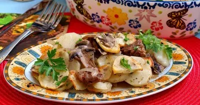 Говядина с картошкой и грибами