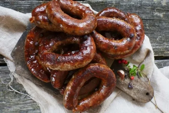 domashnyaya kolbasa svinoy d6c8ac Колбаса в сетке