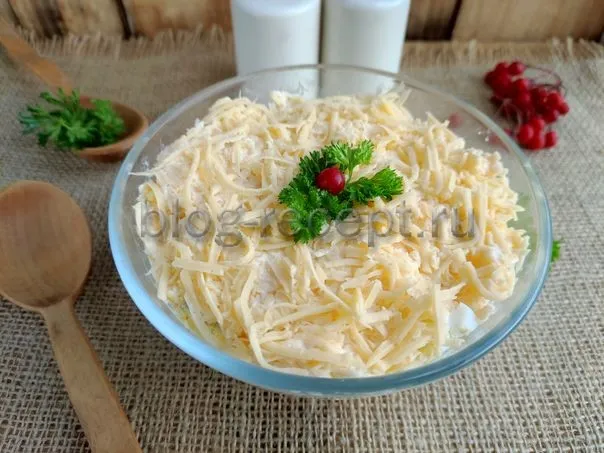 salat kuritsi chernoslivom b0794 Салат дамский каприз с курицей и черносливом