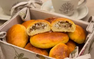 pirozhki farshem risom 097a3 Пирожки с рисом и фаршем