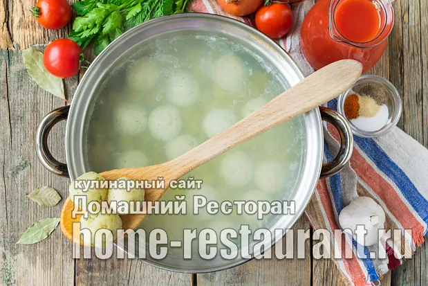 tomatniy sup pyure frikadelkami e9be Томатный суп с фрикадельками