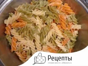 zapechennie makaroni slivochnom 999256c Макароны с фаршем в духовке в сливочном соусе