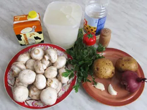 Ингредиенты для вкусного супа-пюре из шампиньонов