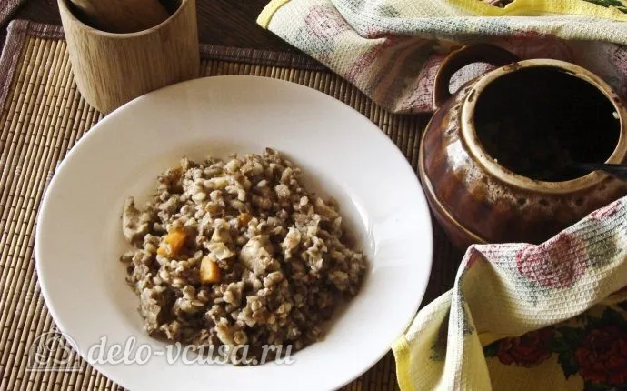 Гречка с курицей в горшочке